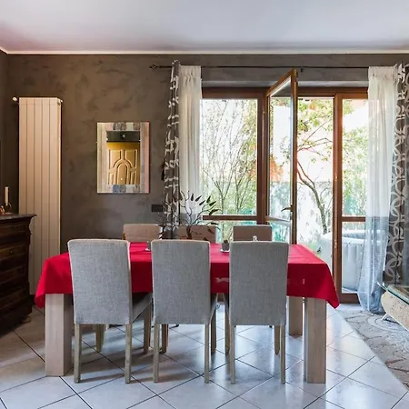 Lovely With Pool And Sauna Maggiore Βίλα