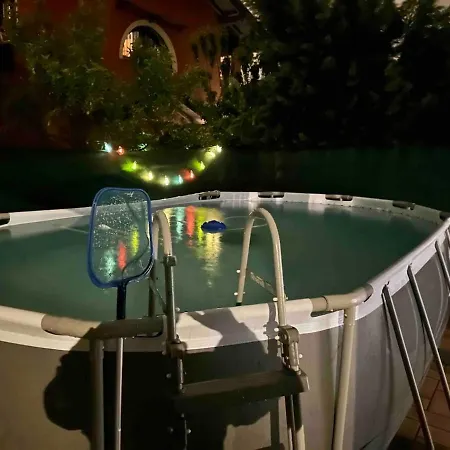 Βίλα Lovely With Pool And Sauna Maggiore *
